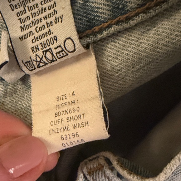 Vintage Calvin Klein Denim Shorts Sz 4 - Picture 7 of 7